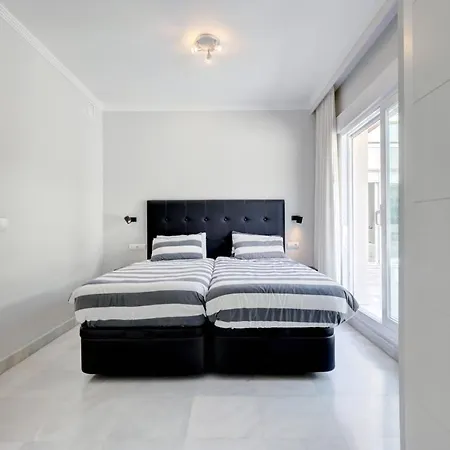 Mirador De La Cala إِستيبونا