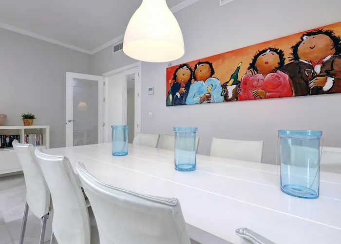 Mirador De La Cala * إِستيبونا